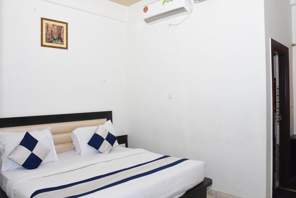 Aaradhya Residency Hotell Agra  Eksteriør bilde