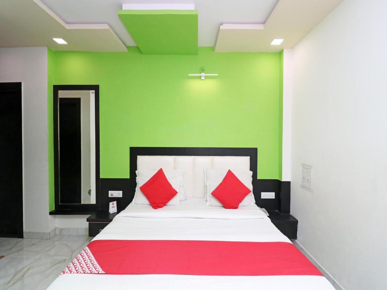 Aaradhya Residency Hotell Agra  Eksteriør bilde
