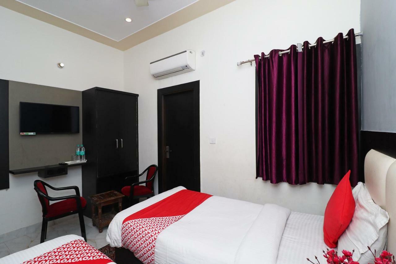 Aaradhya Residency Hotell Agra  Eksteriør bilde
