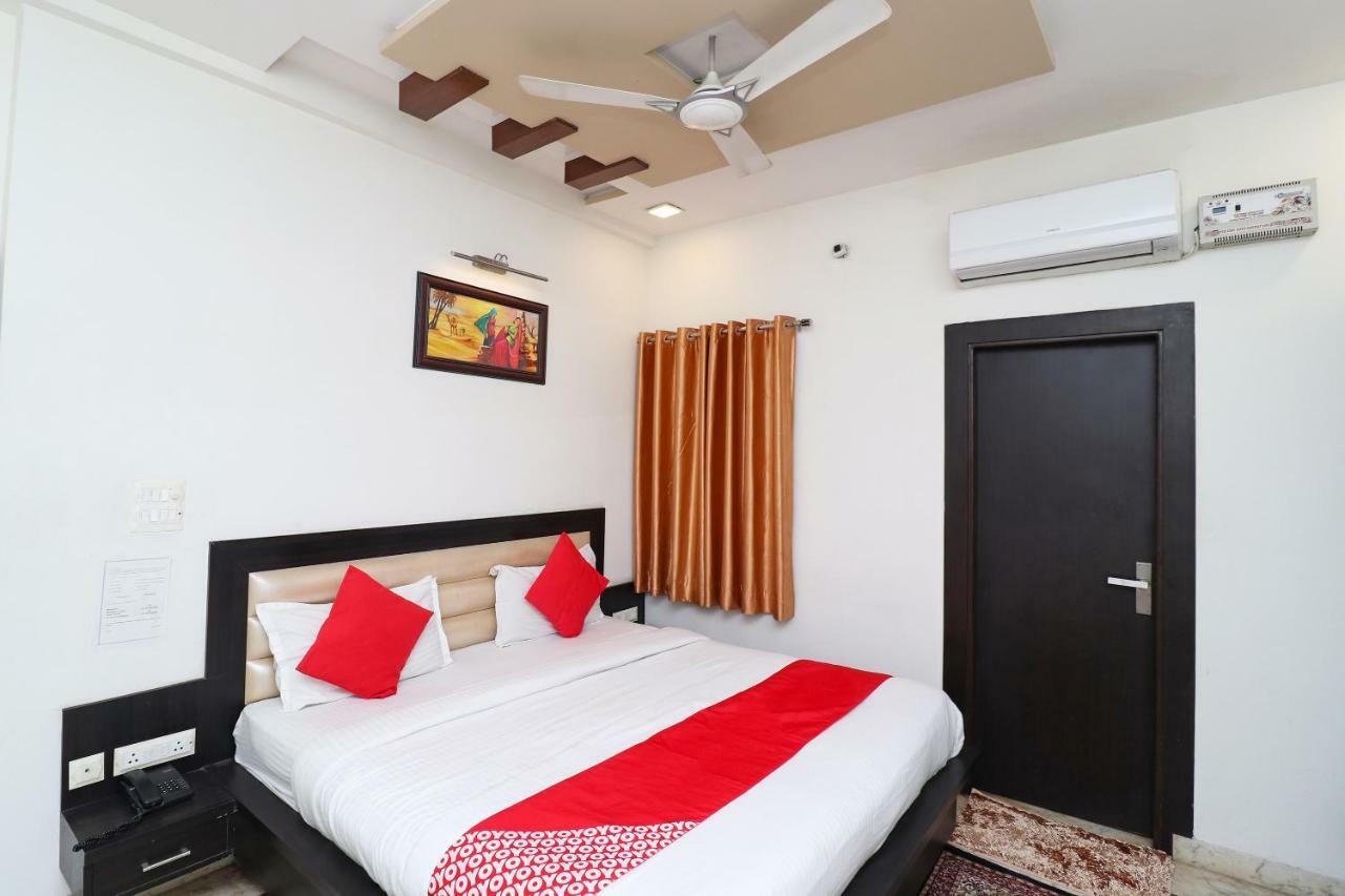 Aaradhya Residency Hotell Agra  Eksteriør bilde